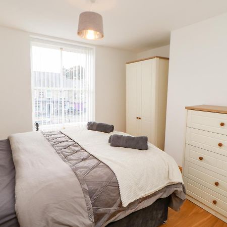 Flat Above 27 Villa Bishop Auckland Bagian luar foto