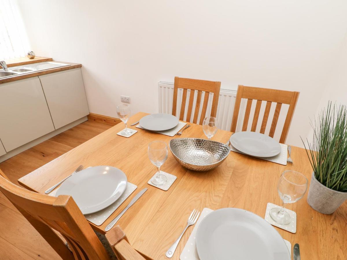 Flat Above 27 Villa Bishop Auckland Bagian luar foto