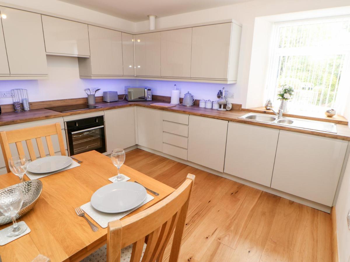 Flat Above 27 Villa Bishop Auckland Bagian luar foto